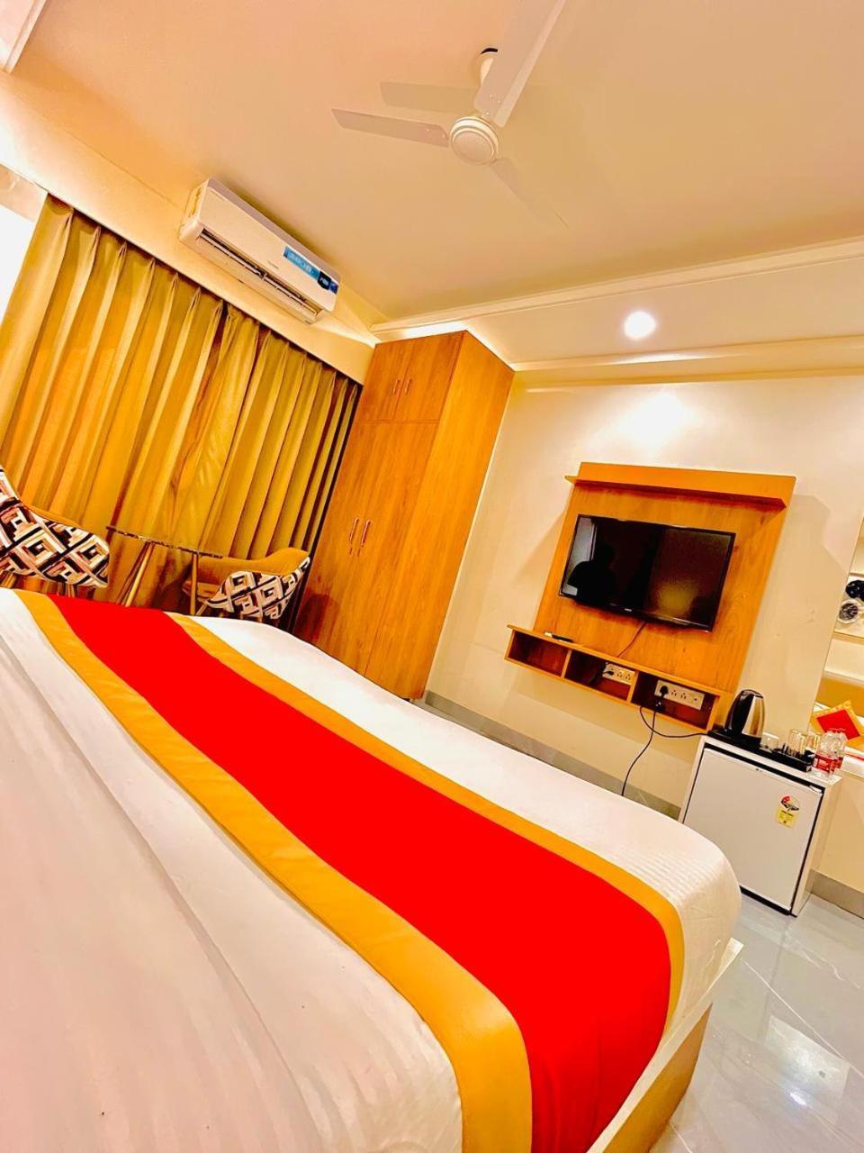Amahi Inn - Sector 48 Gurgaon Bagian luar foto